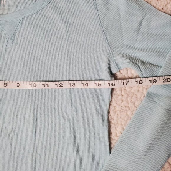 Gap Fit Light Blue Long Sleeve Tee XS – Lightweight Activewear Top - Picture 6 of 7